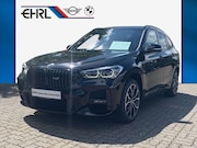 BMW X1 - xDrive20i M Sportpaket Aut/AHK/Kamera/Pano/HUD