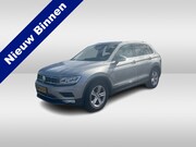 Volkswagen Tiguan - 1.4 TSI ACT Highline / Virtual cockpit / Led / Trekhaak / Al