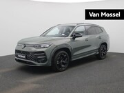 Volkswagen Tayron - 1.5 eHybrid R-Line Edition 272 PK| Trekhaak | Panoramadak | 