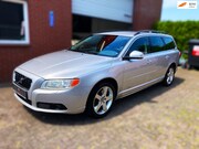 Volvo V70 - 3.2 AUT. 238pk 6 cilinder/ Vol opties