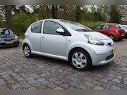 Toyota Aygo - 1.0-12V + nw apk 6-5-2027 airco 5 drs nette auto motor met 9