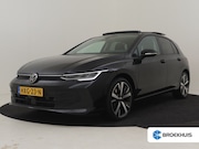 Volkswagen Golf - 1.5 eHybrid Life Edition | Panorama-dak | Elektr. Stoelen in