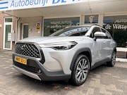 Toyota Corolla Cross - Hybrid 200 Dynamic Navi Fullmap/A.uitrijcamera/In hoogte ver