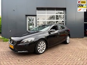 Volvo V40 - 1.6 T4 Momentum