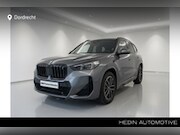 BMW iX1 - xDrive30 Launch Edition 67 kWh | Grijze Wrap |