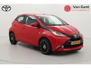 Toyota Aygo - 1.0 VVT-i x-play | Airco | Camera | Bluetooth | 15 inch | El