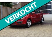 Ford Focus - 1.6-16V Futura 5drs