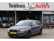 Volvo V50 - 2.4 Momentum Airco, Climate control, Automaat, Trekhaak, Cru
