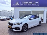 BMW 1-serie - 118i Sport-Line AUT. Pano Leder Head-up Keyless