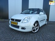 Suzuki Swift - 1.3 Shogun