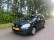 Volkswagen Polo - 1.4-16V Comfortline, 4-deurs, airco, Versnellingsbak hoorbaa