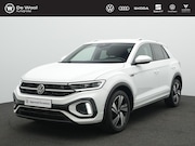 Volkswagen T-Roc - 1.5 TSI 150pk R-Line | Trekhaak | Achteruitrijcamera | LED k