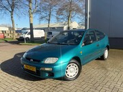 Mazda 323 - 1.5i LX 62.220KM Nap Automaat