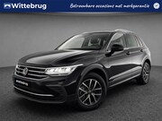 Volkswagen Tiguan - 1.4 TSI eHybrid 245pk DSG Life / Trekhaak / Virtual Cockpit 