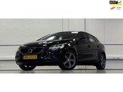 Volvo V40 - 2.0 T3 Nordic+ 100% Dealer onderhouden Trekhaak Navi LED Hal