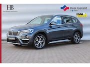 BMW X1 - sDrive20i Orange Ed Trekhaak/Sportstoel/Groot NAVI