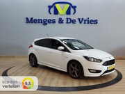 Ford Focus - 1.0 First Edition ST Line | Airco ECC | Navigatie | Apple Ca