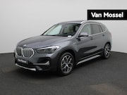 BMW X1 - xDrive25e | PANORAMADAK | CAMERA | HEAD UP DISPLAY | PARKEER