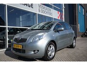 Toyota Yaris - 1.3 VVTi Luna MMT Automaat