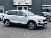 Skoda Karoq - 1.0 TSi Business Edition Plus | EL. TREKHAAK | 5 JAAR FABRIE