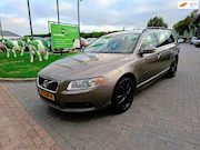 Volvo V70 - 1.6 T4 Limited Edition / Nette auto / APK okt 2027
