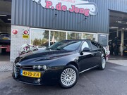 Alfa Romeo 159 - 1.8 MPI BUSINESS Navi - Cruise - Airco - Trekhaak - APK