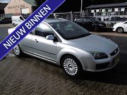 Ford Focus - 1.6-16V Futura