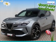 Alfa Romeo Junior - 1.2 Turbo 136 PK Ibrida Speciale | Techno | Pano | Camera | 