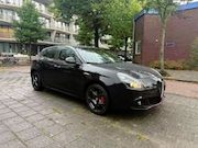 Alfa Romeo Giulietta - 1.4 Turbo MultiAir Super AUTOMAAT Black Leather Ed