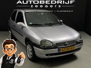 Opel Corsa - 1.2i-16V Strada *Automaat