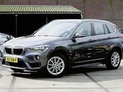 BMW X1 - sDrive20i High Executive / NAP / Nieuwstaat 1ste Eig. / Trek