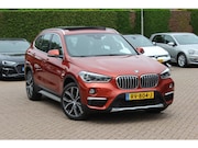 BMW X1 - xDrive20i High Exe. / Trekhaak / Panoramadak / Head-up / Led