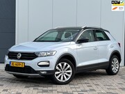 Volkswagen T-Roc - 1.5 TSI Style Business Automaat