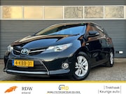 Toyota Auris - 1.8 HYBRID Aspiration / Trekhaak / Dealer ond. / Bluetooth