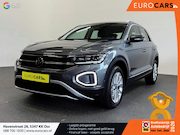 Volkswagen T-Roc - 1.5 TSI 150pk Automaat Style Climate Control Navigatie Aple