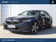 BMW i5 - eDrive40 M Sport / Panoramadak / Adaptieve LED / P
