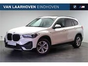 BMW X1 - xDrive25e Essential Automaat / Panoramadak / Achte
