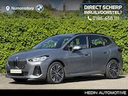 BMW 2-serie Active Tourer - 225e xDrive | M-Sport | Panorama | Camera | Stoelverw