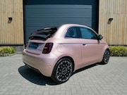 Fiat 500e - La Prima cabrio 42 kWh *Carplay *Unieke kleur* JBL