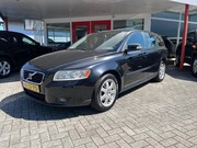 Volvo V50 - 1.8 125PK Momentum 125 PK Trekhaak Cruise-Controle