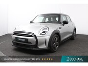 MINI Cooper - 1.5 Classic | Navigatie | Climate Control | PDC |