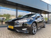 Ford Focus - 1.5 ST-Line Ecc Cruise Navi Trekhaak 2x Pdc 2018
