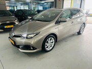 Toyota Auris - Touring Sports 1.8 Hybrid Lease PANO-NAP
