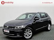Volkswagen Tiguan - 1.5 TSI Highline DSG Automaat Achteruitrijcamera | ACC | App