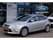 Ford Focus - 125PK TITANIUM 5-DEURS SONY-AUDIO AFN-TREKHAAK PARK-SENSOREN