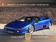 Lamborghini Diablo - Roadster VT "35.000 kms and dealer service" The pr