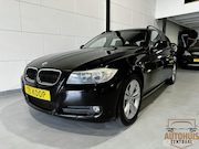 BMW 3-serie - Touring 318i Business Line*NwAPK*Trekhaak*Navi