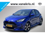 Toyota Yaris - 1.5 Hybrid 115 First Edition, LM-velgen, Adaptieve cruise co