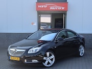 Opel Insignia - 2.0 T Edition 4x4 220 PK navi LEER airco