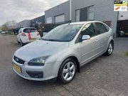 Ford Focus - 1.8-16V Ambiente Flexifuel 5 deurs + geregelde air